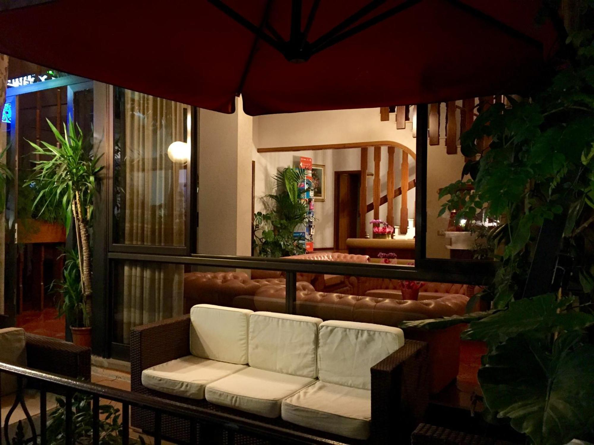 Meuble Lariana Hotel Bellaria-Igea Marina Exterior foto